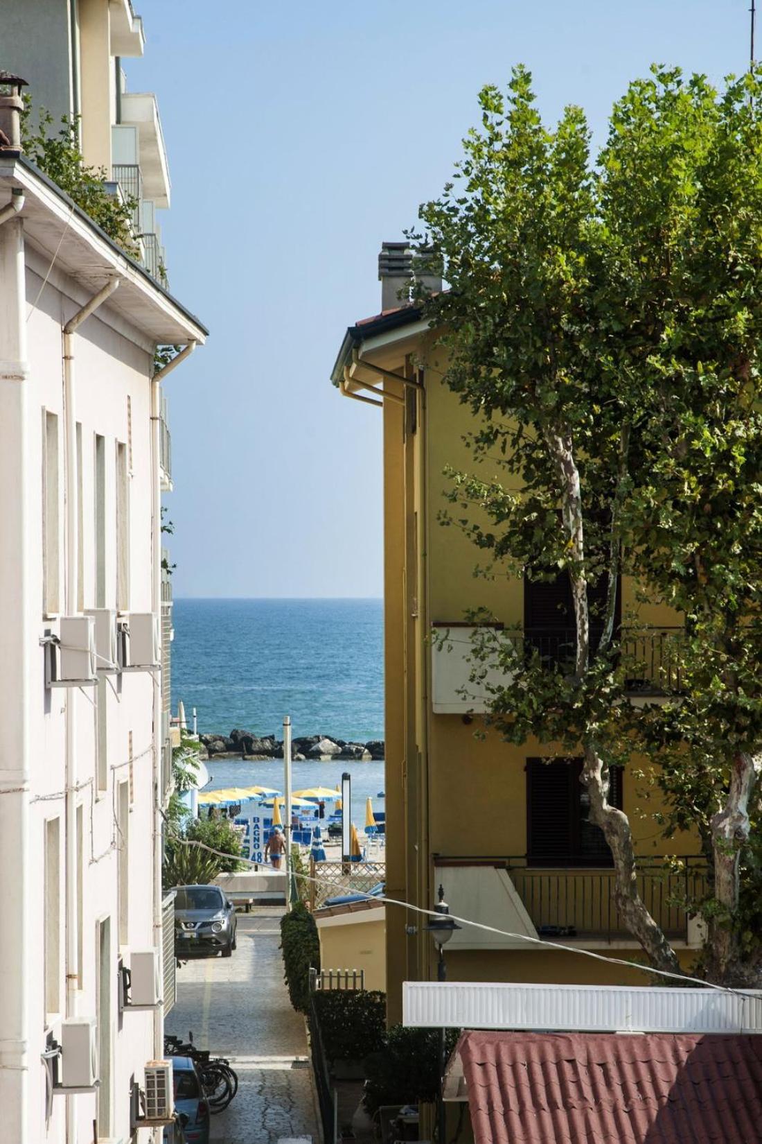 Villa Zavatta "B&B - Rooms & Apartments" Bellaria-Igea Marina Eksteriør bilde